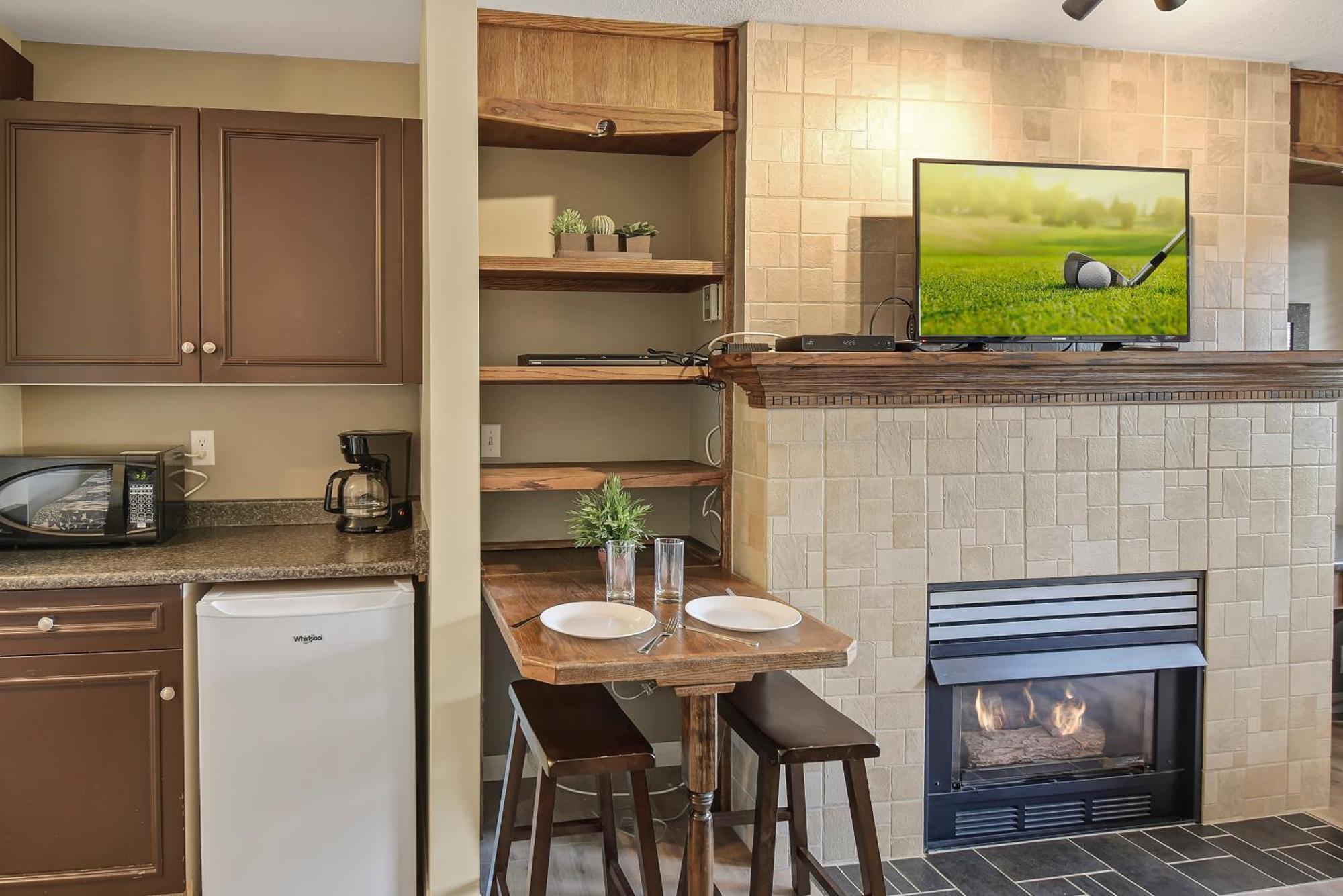 Borgata Lodge Resort Kelowna Luaran gambar